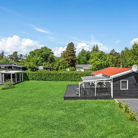 1 Bedroom Beautiful In